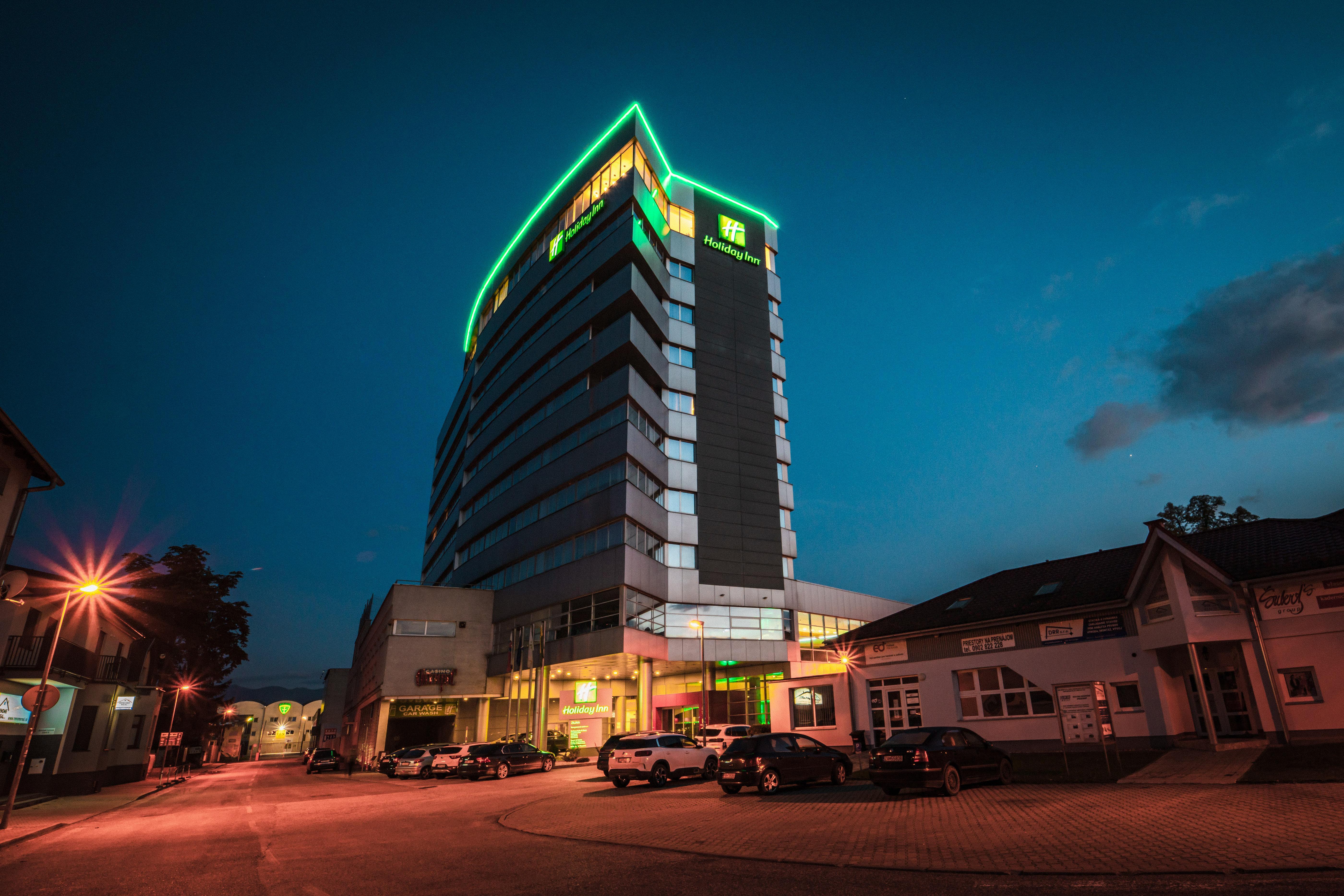 Holiday Inn Zilina, An Ihg Hotel Exterior foto